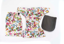 Load image into Gallery viewer, Hippies Love Reusable Nappy Set