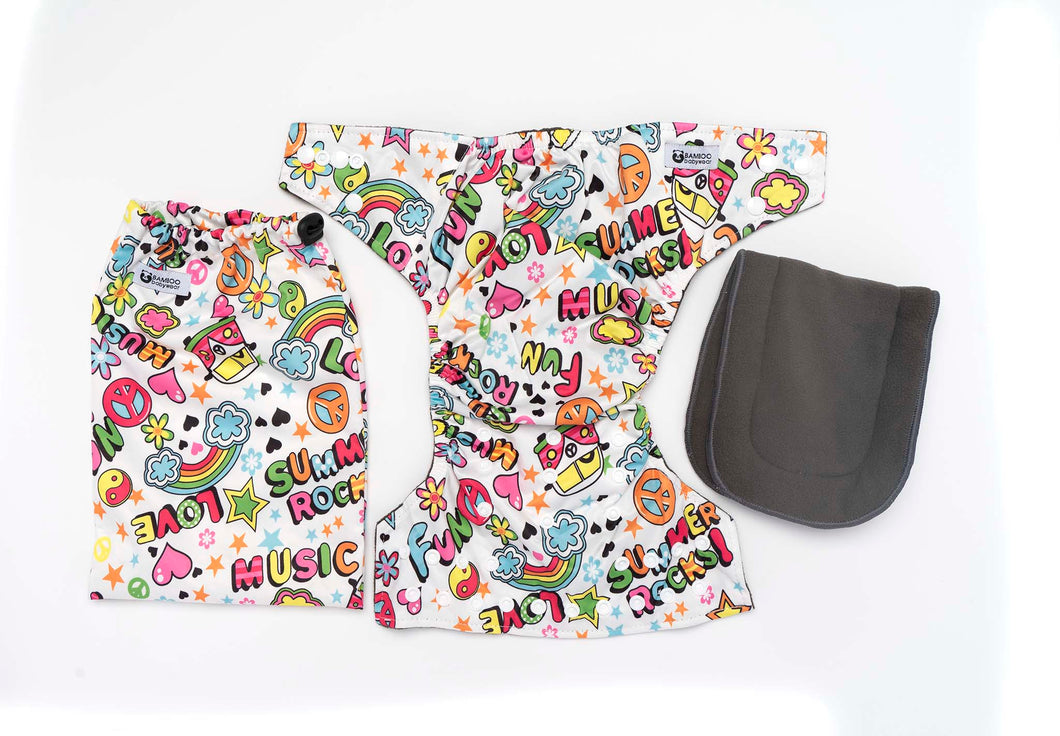 Hippies Love Reusable Nappy Set